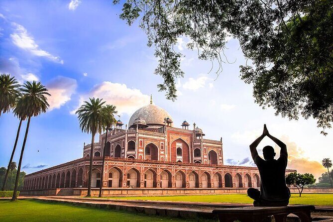 1 Day Delhi and 1 Day Agra Tour from Delhi - Day One: Old Delhi classics plus New Delhi photo stops