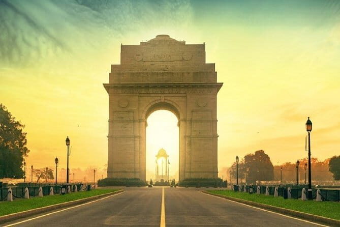 10 Days Private Golden Triangle Tour with Amritsar and Rishikesh - Jaipur in a full day’s rhythm: Amber, palaces, and astronomical instruments