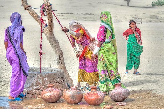10 - Days Private Golden Triangle Tour with Glimpse of Rajasthan - Delhi Days: Rickshaw Through Chandni Chowk and City-Guide Clarity