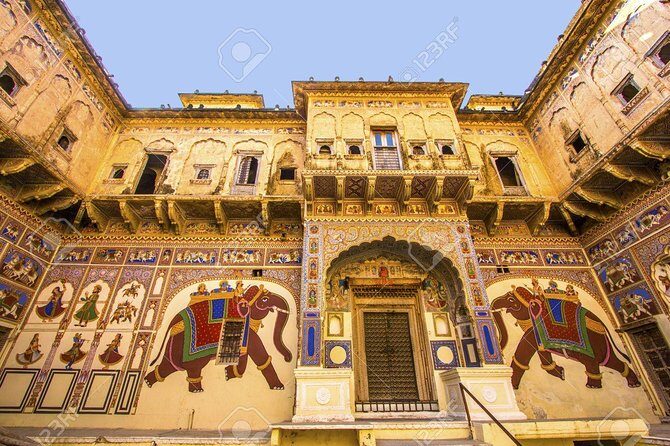 10 Days Private Royal Rajasthan Tour in Jaipur - Jaisalmer’s golden highlights: living fort, haveli detail, and Sam Sand Dunes