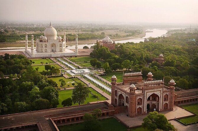 11 days Golden triangle Varanasi with flights from Varanasi Delhi - Taj Mahal sunrise timing: how to make it worth the early wake-up