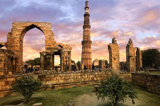 12 Days Golden Triangle with Jodhpur & Pushkar - Day 4 Chand Baori step well en route to Jaipur