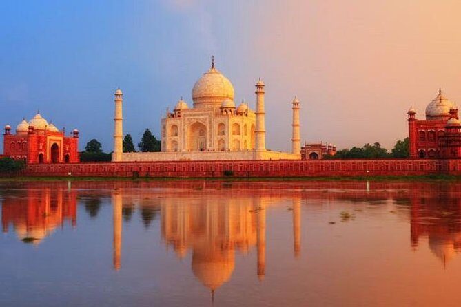 14 Hours Taj Mahal Tour From Delhi By Car - Buffet lunch in Agra: the reset point in the middle of a long drive