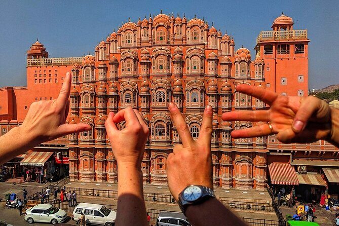 2 Day Golden Triangle Tour to Agra and Jaipur - The real win: Taj Mahal sunrise on a 2-day route