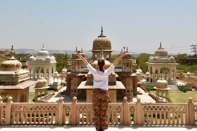 2-Day Jaipur Forts Palaces and Temples Tour - Pickup, private AC car, and mobile ticket: the comfort wins