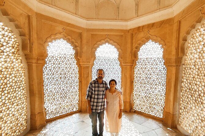 2-Day Private Jaipur City Tour - Day 1: Amer, Jal Mahal photos, Jantar Mantar science, and classic palace stops