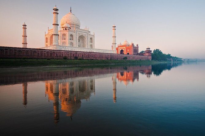 2 Days Delhi Agra and Fatehpur Sikri Tour By Private Car - Fatehpur Sikri: a Mughal city that rewards patient watching