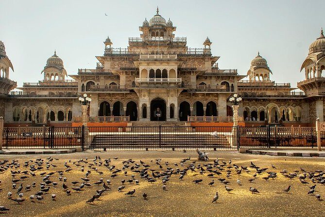 2 Days: Guided Jaipur Tour With Hotel, Lunch & Entry Fee - Lunch and tickets: the real value of the all-inclusive structure