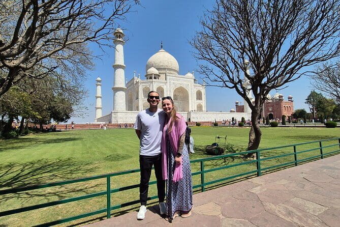 2 Days Overnight Taj Mahal & Agra Tour from Delhi - Price and logistics: what $130 really covers