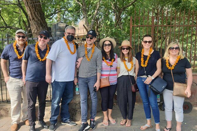 2 Days Private Delhi & Agra Tour with Taj Mahal from Delhi by Car - Day 1 Delhi power hits: Qutub Minar, Lodhi Garden, and Humayun’s Tomb