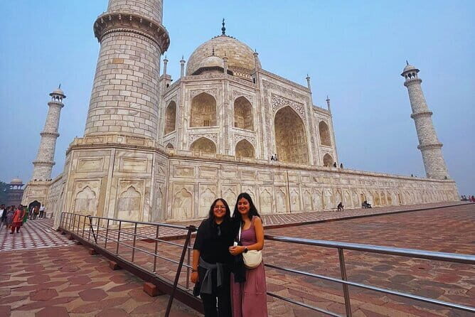 2 Days Taj Mahal and Agra Private Tour From Bangalore - Food, Hotel, and Comfort: Breakfast, Lunch, and One Night in Agra