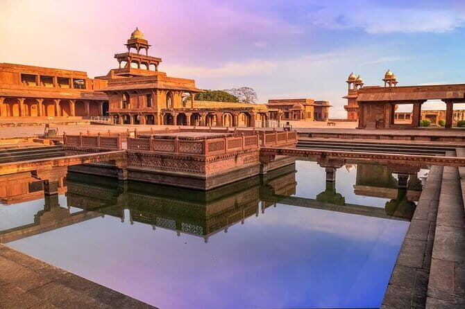 2 Days Taj Mahal Tour and Agra Tour by Car from Delhi - Day 2: sunrise Taj Mahal and Fatehpur Sikri’s red-stone ghost town