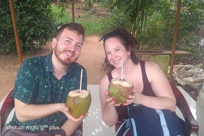 2 Nights Misty Munnar Sightseeing (Private Tour with Car) - Iris Holidays - Day 1: Tea Gardens, a waterfall stop en route, and Neriamangalam Bridge