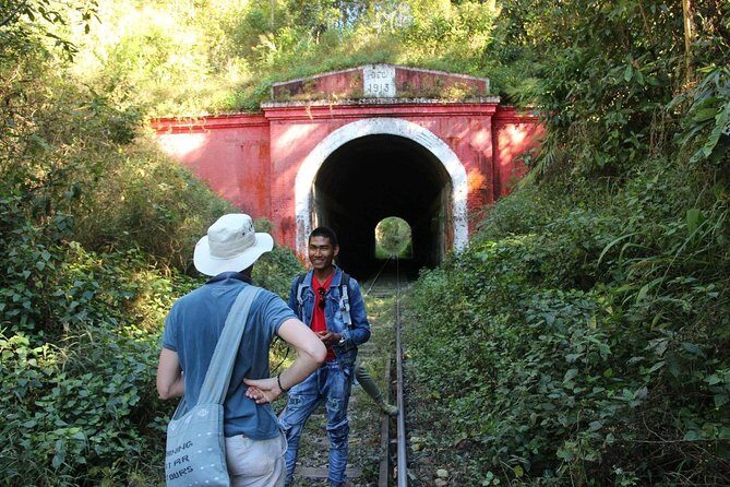 2Days 1Night Trekking Kalaw to Inle - Private tour perks: why your guide makes the trip better
