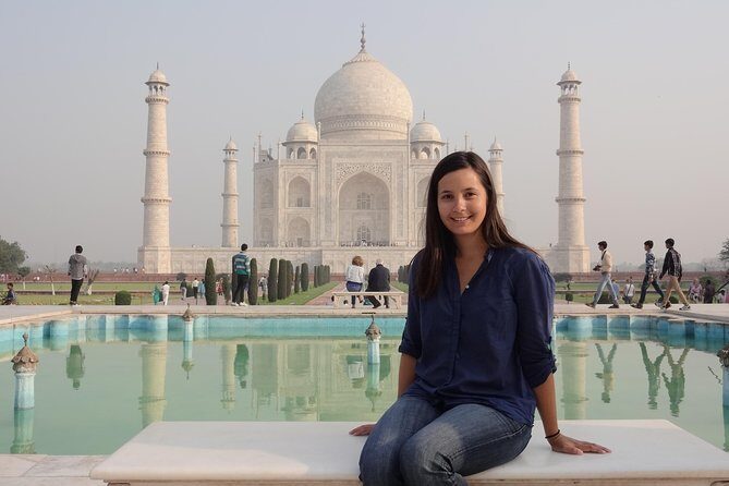 3 Days Delhi Agra Private Tour - Fatehpur Sikri: The Red-Stone “Ghost City” Stop You’ll Remember