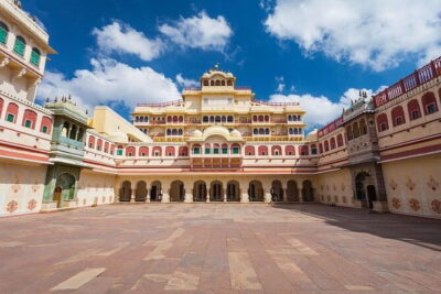 3-Days Golden Triangle Tour from Delhi - Agra at sunrise: Taj Mahal and Agra Fort without the scramble
