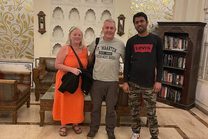 3-Days Private Luxury Golden Triangle Tour to Agra and Jaipur From New Delhi - Door-to-door pickup, a real driver, and why safety feels like part of the value