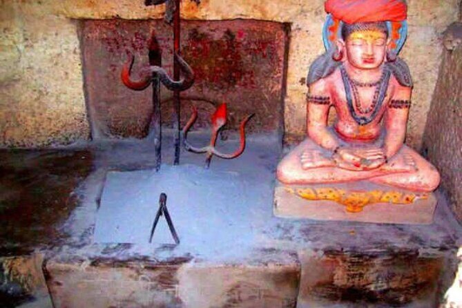 3 Days Ujjain Mahakal and Omkareshwar Jyotirlinga Darshan Tour - Day 1 in Ujjain: from Harsiddhi Mata to Mahakal Lok after sunset