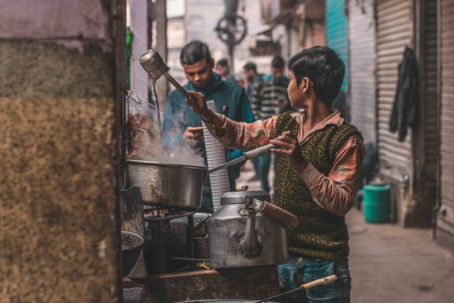 3-Hour Old Delhi Heritage Walking tour with Rickshaw ride - Meeting point and how the pickup game is set up