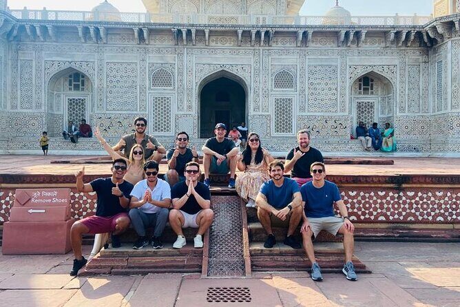 4-Day Golden Triangle by Private Car – Delhi, Agra, Jaipur - Day 2 Agra: Taj Mahal Sunrise With the Battery Bus Bonus