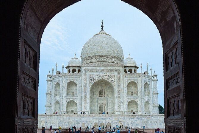 4 Day Golden Triangle Tour - Delhi Agra Jaipur Tour - Agra’s 5:45 AM rhythm: sunrise Taj Mahal then Agra Fort