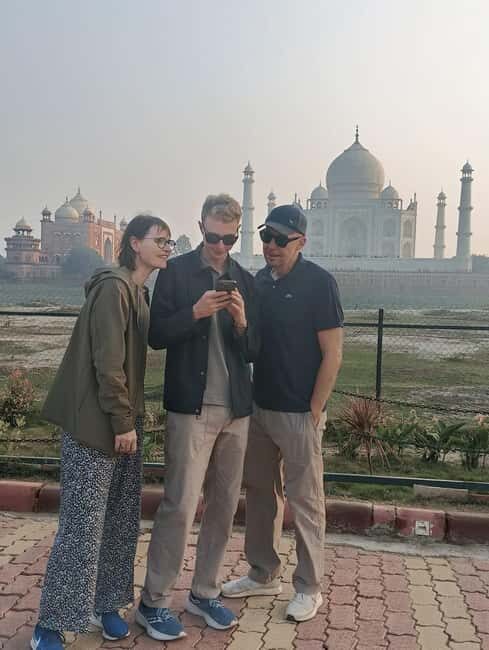 4-Day Luxury Golden Triangle Tour to Delhi,Agra and Jaipur - Day 2 Agra sunrise: Taj Mahal first, then Agra Fort and the Baby Taj