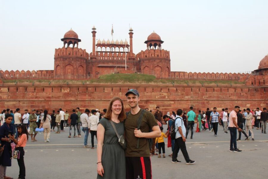 4-Day Luxury Golden Triangle Tour to Delhi,Agra and Jaipur - Getting around in comfort: sedan to minivan and the battery bus to the Taj