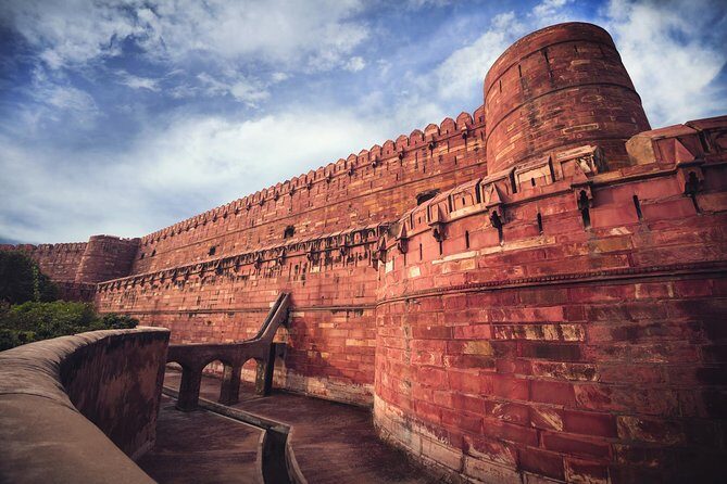 4 Days Golden Triangle Tour to Agra and Jaipur From New Delhi - Day 2: Taj Mahal at sunrise, Agra Fort, then Fatehpur Sikri on the way to Jaipur