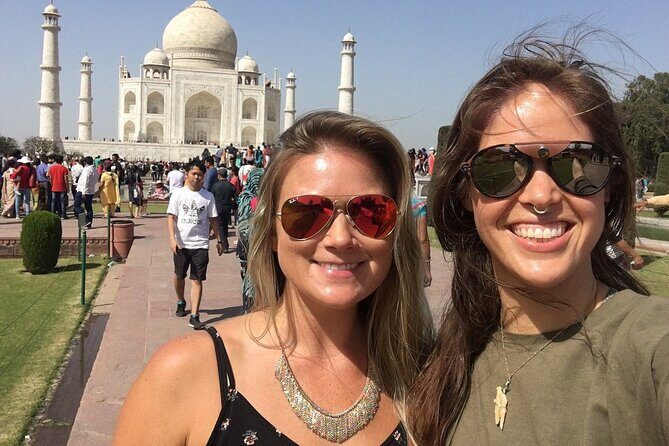 4 Days Golden Trianlge Tour to Delhi Agra Jaipur - Day 1 in Delhi: Mughal Giants, Gandhi Stops, and City Icons