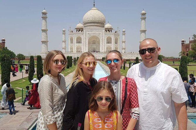 4-Days Private Golden Triangle Tour India - Delhi Agra Jaipur Tour - Taj Mahal Sunrise Timing and the Battery Bus Advantage