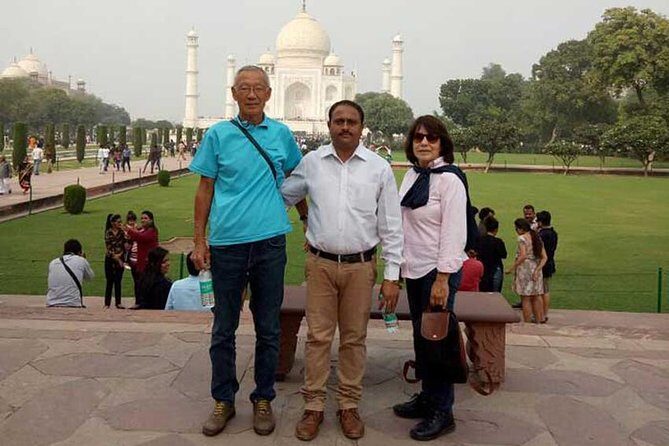4 Days Private Golden Triangle Tour with 5 Stars Hotel - Delhi Day: Jama Masjid, Gandhi at Raj Ghat, and the Big Government Axis