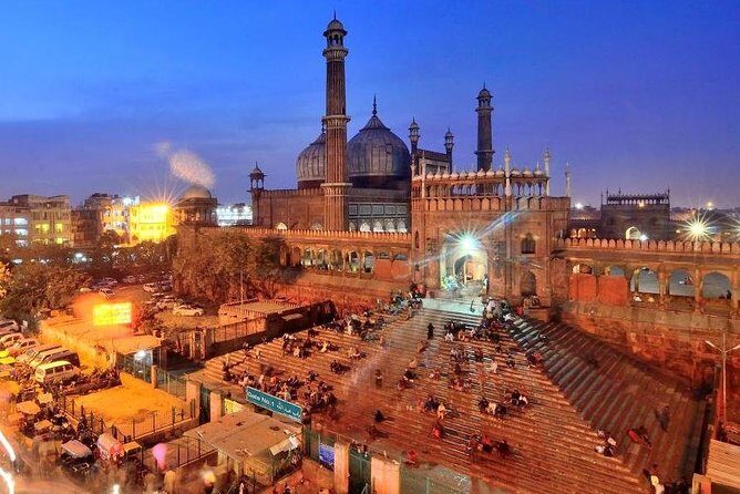 4-Hour Old Delhi Evening Walking Tour with Local Dinner & Guide - Who this tour suits best—and who should pick something else