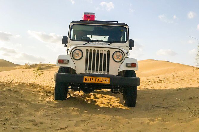 4x4 Jeep Desert Safari (NO Camel) - Key highlights at a glance