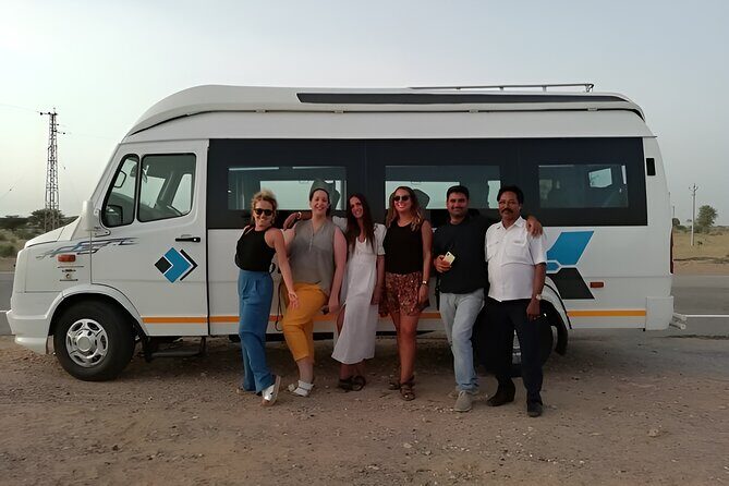 5-Day Private Golden Triangle Tour with Udaipur & Pushkar by Car - Day 1 in Delhi: Qutub Minar, Lotus Temple, and Humayun’s Tomb momentum
