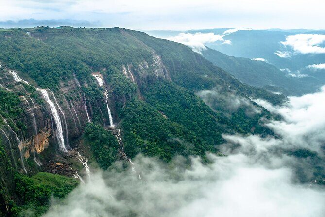 5-Day Private Tour in Meghalaya with Meals and Accommodation - From Guwahati to Shillong: Umiam Lake boating and Police Bazar at night
