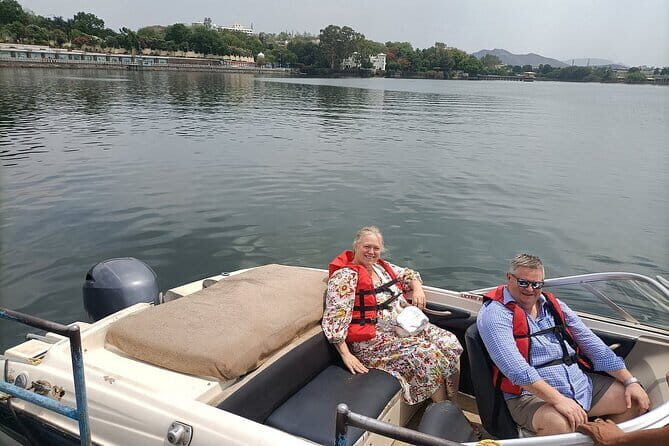 5-Day Udaipur Jodhpur Tour with Ranakpur & Kumbhalgarh - Fateh Sagar Lake Sunset Plus Sahelion Ki Bari and Bagore Ki Haveli