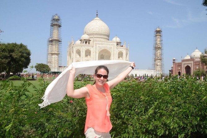 5 Days Golden Triangle Tour. Delhi-Agra-Jaipur-Delhi - Day 5: Taj Mahal at sunrise, and how to make the early start worth it