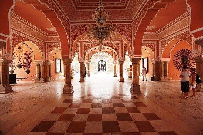 5 Days Golden Triangle Tour with Ranthambore(Delhi Agra Jaipur Ranthambore Tour) - Day 1 in Delhi: Red Fort photo stop and Jama Masjid timing