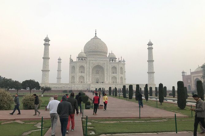 5 Days India's Top Seller Golden Triangle Tour - Delhi-Agra(Taj Mahal)-Jaipur - New Delhi: India Gate plus an Old Delhi cycle rickshaw