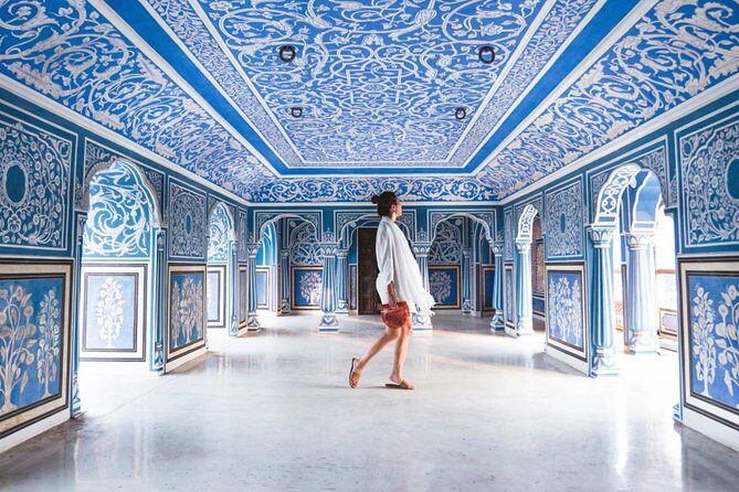 5-Days Luxury Golden Triangle Tour from Delhi Include,Hotel,Guide &On Board WiFi - Day 3: Fatehpur Sikri and Bulund Darwaza to Jaipur