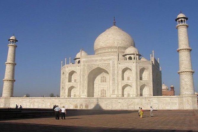 5 Nights / 6 Days - Delhi Agra Haridwar Rishikesh Tour - Day 1: From Delhi Arrival to Har-ki-Pauri Ganga Aarti