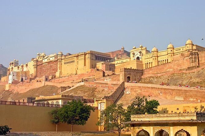 6-Day Golden Triangle Tour to Jaipur and Agra from Delhi - Amber Fort, Jal Mahal photos, Hawa Mahal views, and City Palace