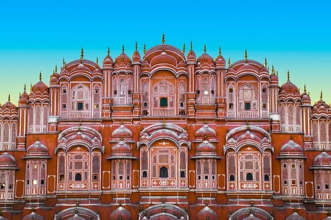 6-Day Golden Triangle Tour with Ranthambore Tiger Safari - Jaipur Arrives: Hawa Mahal, City Palace, and Jantar Mantar
