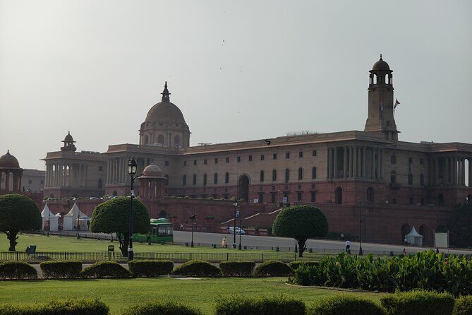 6-Day Private Tour of Delhi, Agra, Jaipur, and Varanasi from Delhi - Day 2 in Agra: sunrise Taj Mahal plus Fort and Itmad-ud-Daula