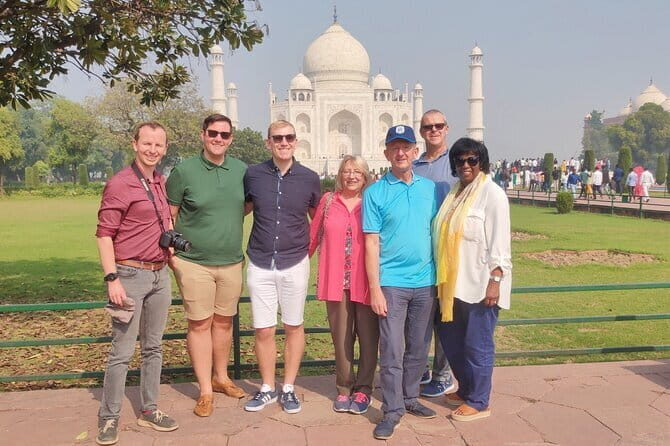 6 Days Golden Triangle Tour ( Delhi Agra Jaipur ) - Day 5: Jaipur highlights from Amber Fort to Hawa Mahal photo stops