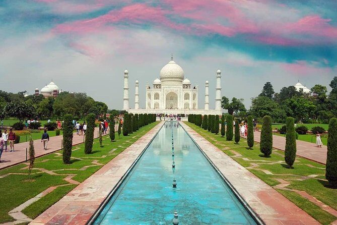6 Days Golden Triangle Tour with Varanasi from Delhi - Jaipur’s Amber Palace, City Palace, Hawa Mahal, and Jantar Mantar in One Tight Day