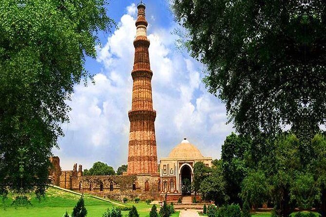 6-Days Private Luxury Golden Triangle Tour from Delhi - Taj Mahal sunrise plus Fatehpur Sikri on the way to Jaipur