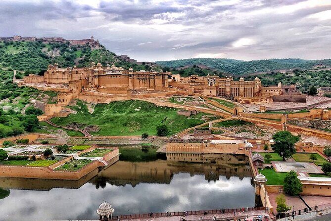 7 Day Golden Triangle Private Heritage and Varanasi Tour - Day 3 in Jaipur: palaces, instruments, museums, and temples
