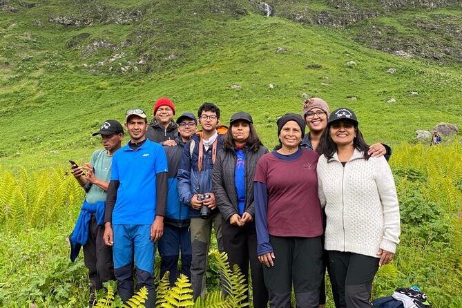 7 Day Tour to Valley of Flowers and Auli Hiking Adventure - Hemkund Sahib at 4,650 m: Spiritual Stop With Real Altitude Work