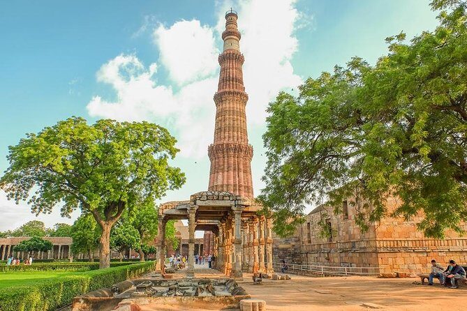 7 - Days Private Golden Triangle Tour with Pushkar - Delhi First: Airport Transfer, Old City Energy, and Mughal-Style Architecture